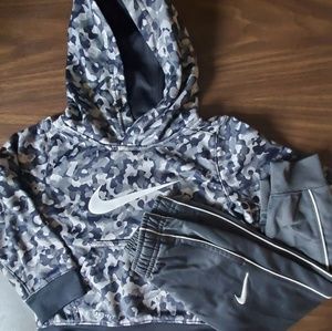 Nike track suit